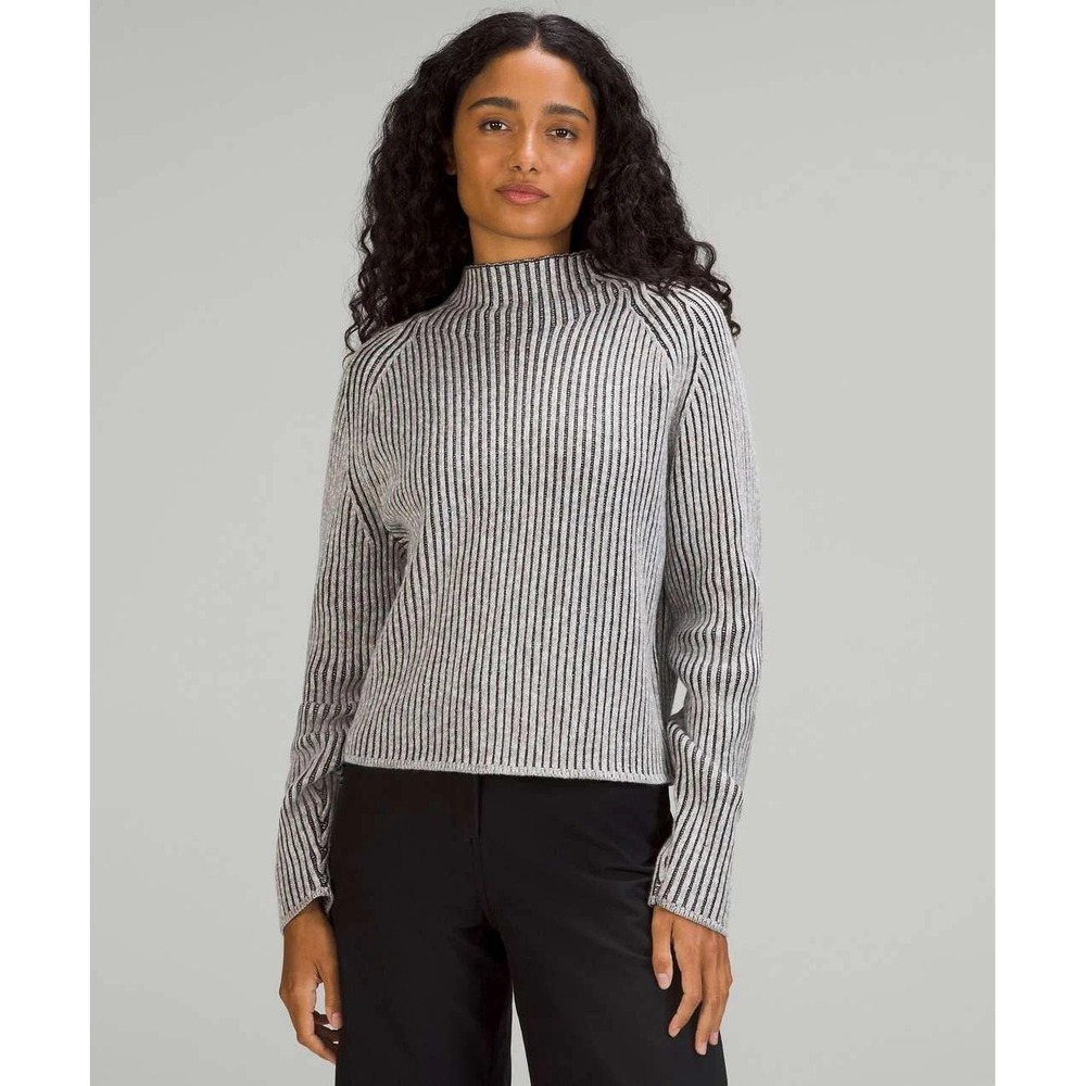 Lululemon Women's Size 2 Cotton Cashmere Blend Mock Neck Sweater Marled Gray